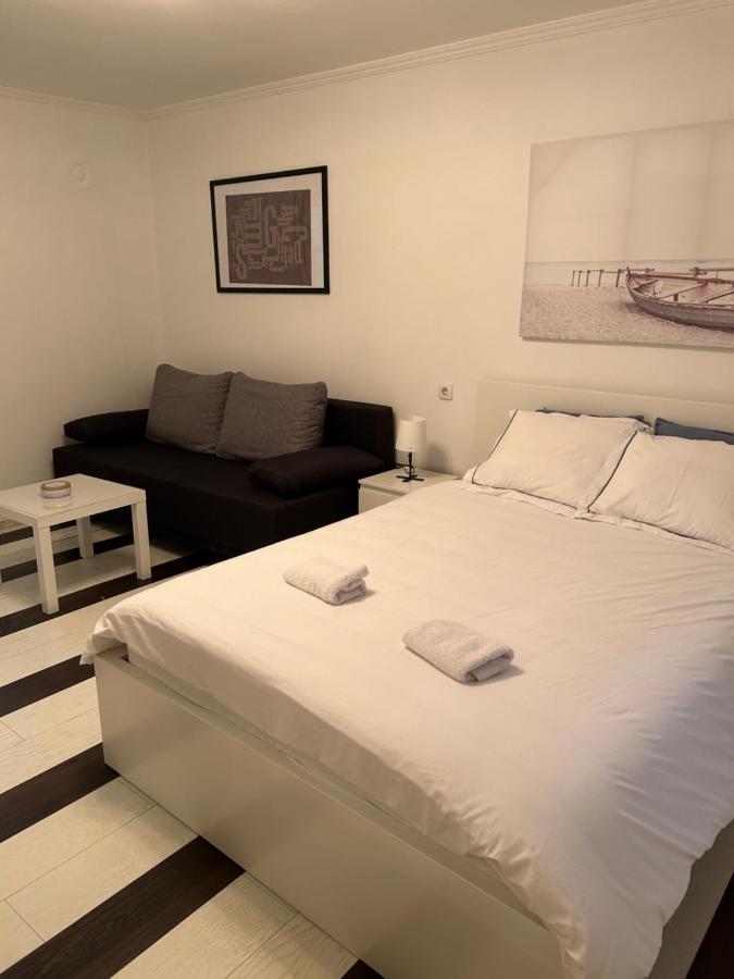 Lana Apartman Belgrade Luaran gambar